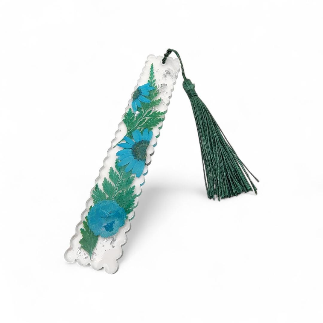 Lesezeichen aus Epoxidharz mit echten Blüten Geschenk Freundin Geburtstag Mitbringsel Geschenkidee Buchzeichen transparent #LEEPOX