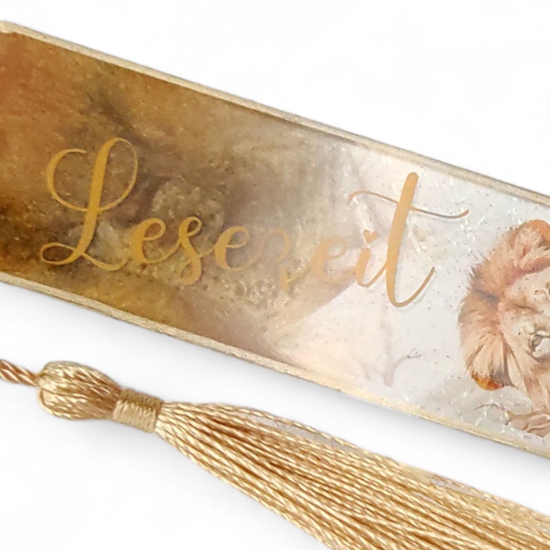 Lesezeichen aus Epoxidharz durchsichtig - Motiv Löwe "Lesezeit"  #LEEPOX