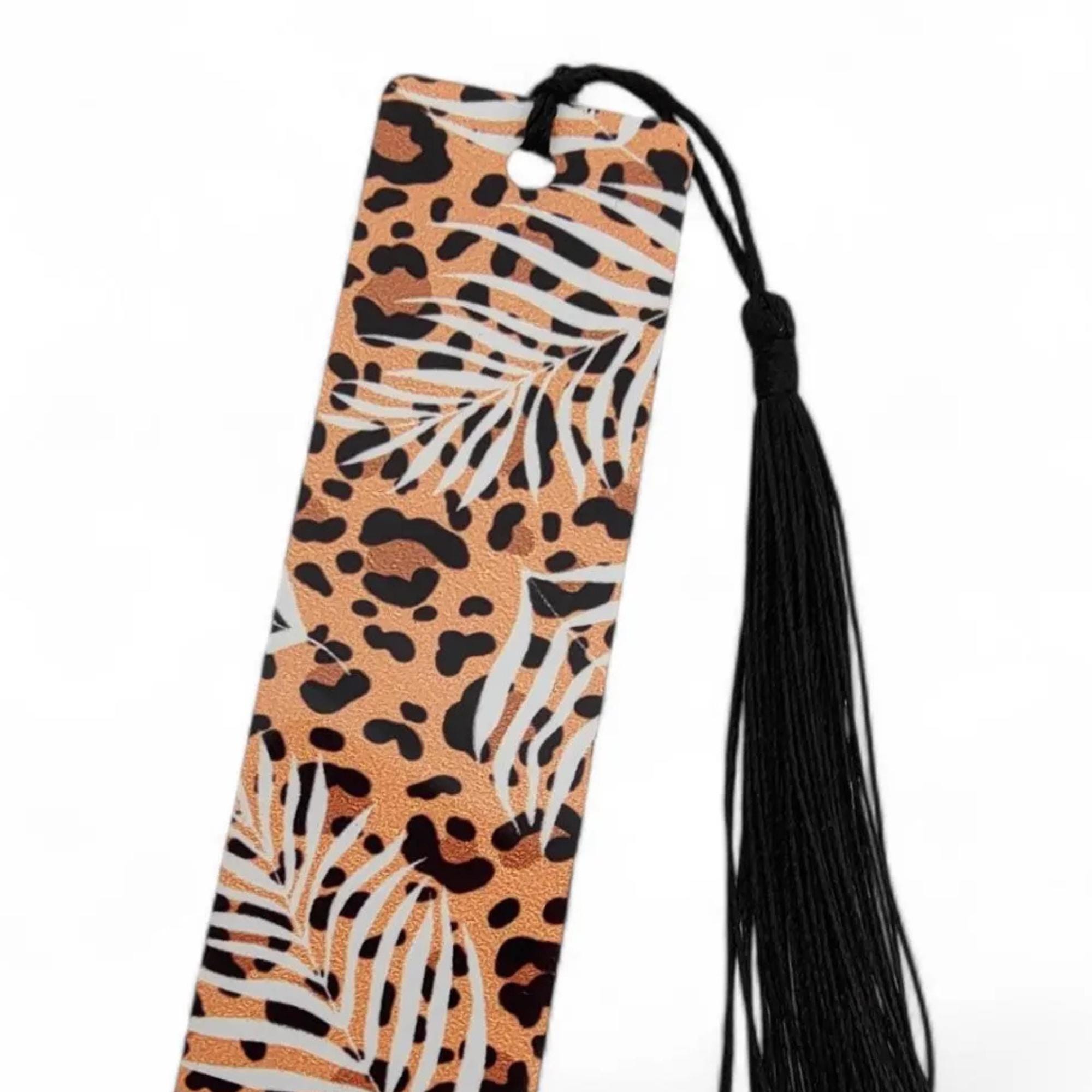 Lesezeichen aus Aluminium Animalprint Geschenk Geburtstag Mitbringsel Freundin Buchgeschenk Bookmark Leopard #LEALU Lesezeichen aus Aluminium Animalprint Geschenk Geburtstag Mitbringsel Freundin Buchgeschenk Bookmark Leopard #LEALU