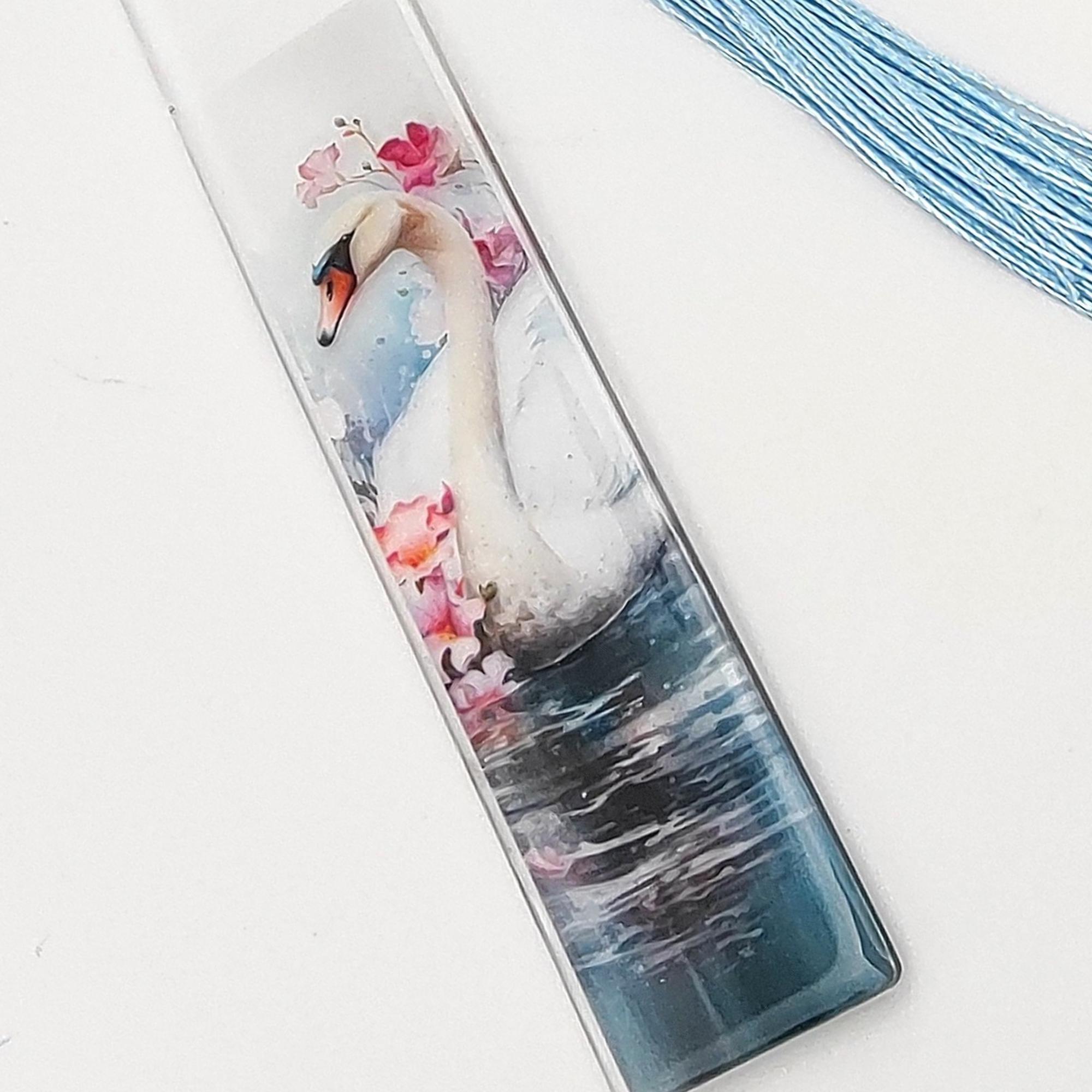Lesezeichen aus Epoxidharz transparent Schwan Geschenk Geburtstag Mitbringsel zum Buchgeschenk #LEEPOX