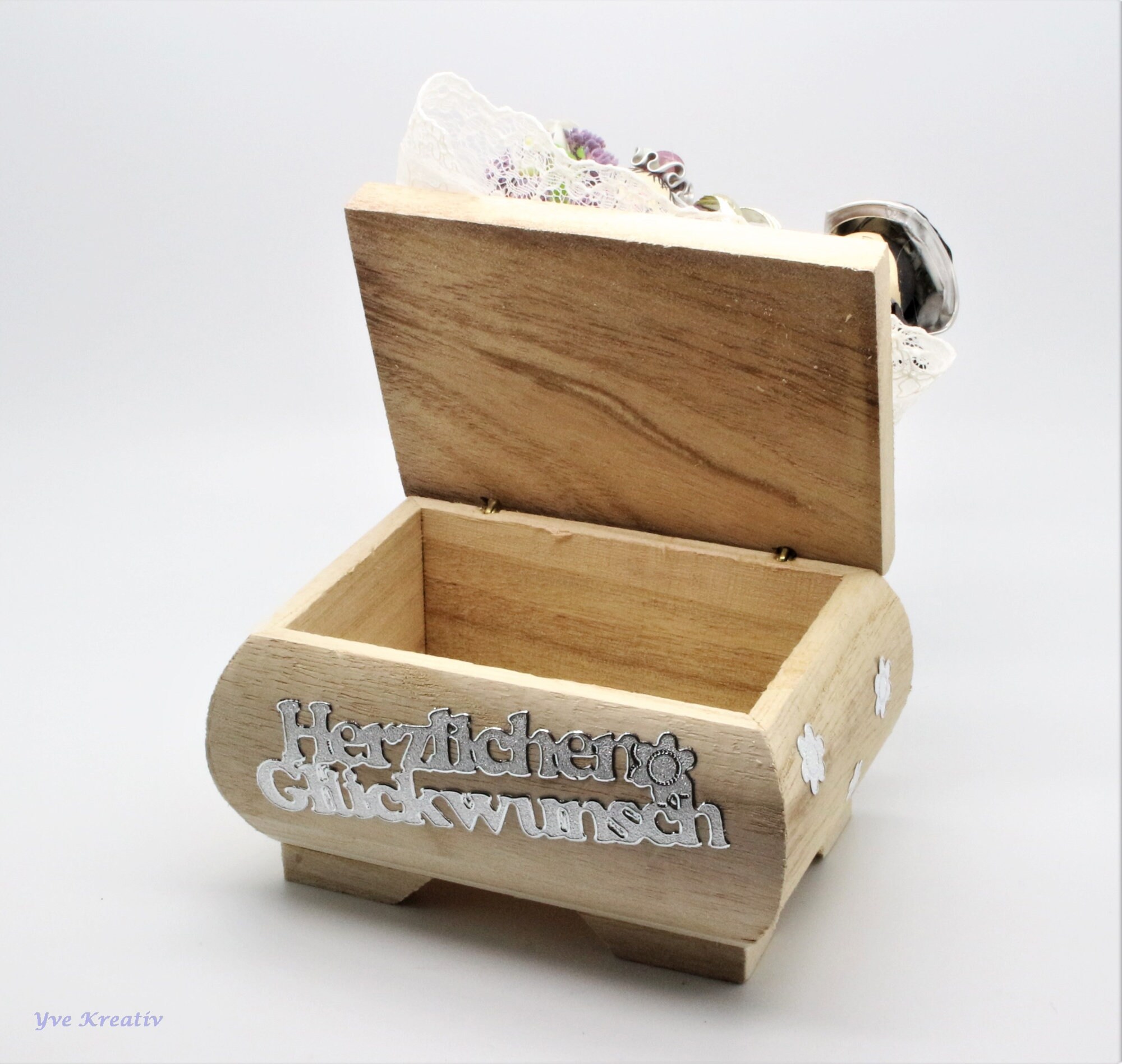 Holztruhe Holzkiste Schatzkiste - Brautpaar aus Kaffeekapseln rosa - Geschenk zur Hochzeit