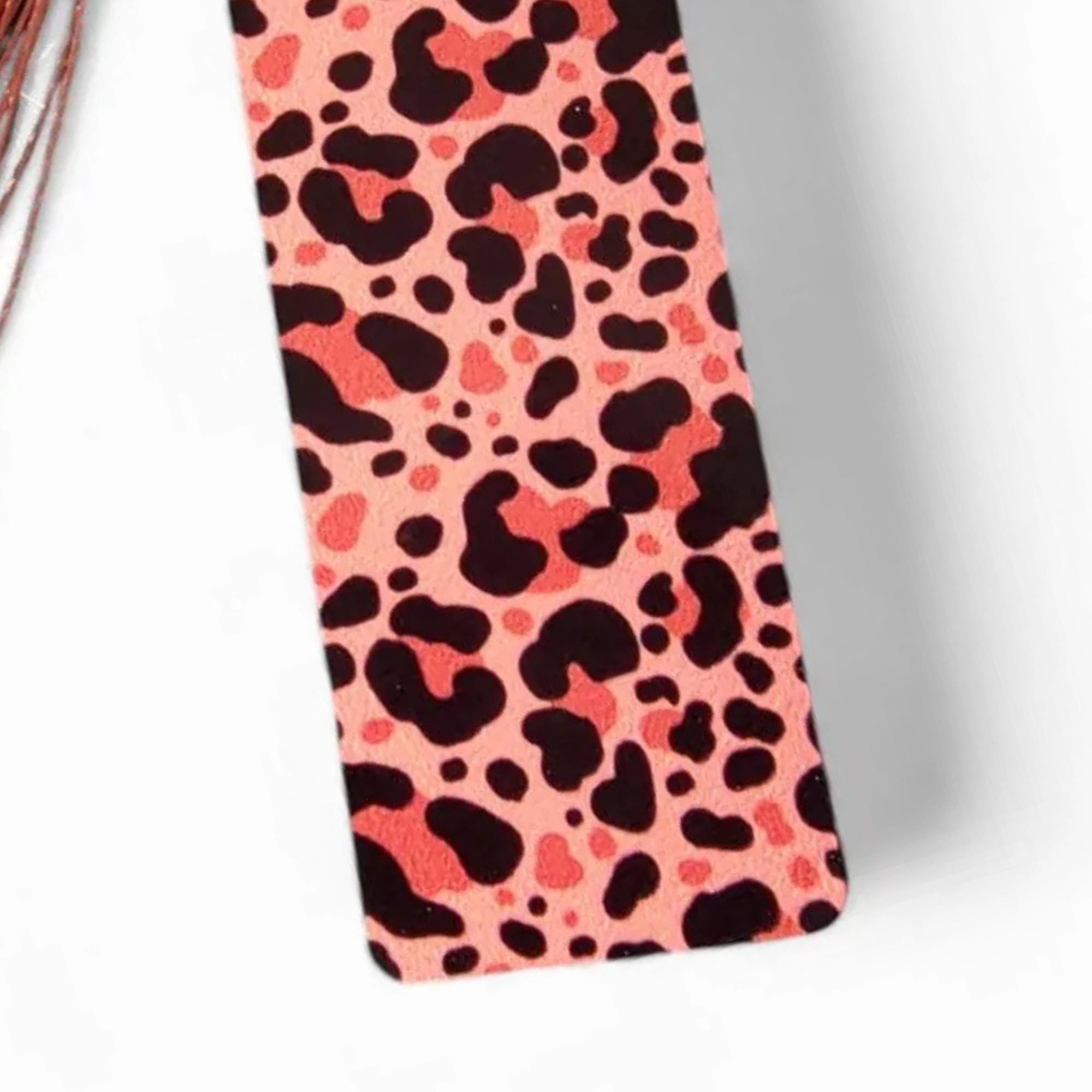 Lesezeichen aus Aluminium Animalprint Leopard Geschenk Geburtstag Mitbringsel Freundin Buchgeschenk Leseratte #LEALU Lesezeichen aus Aluminium Animalprint Leopard Geschenk Geburtstag Mitbringsel Freundin Buchgeschenk Leseratte #LEALU