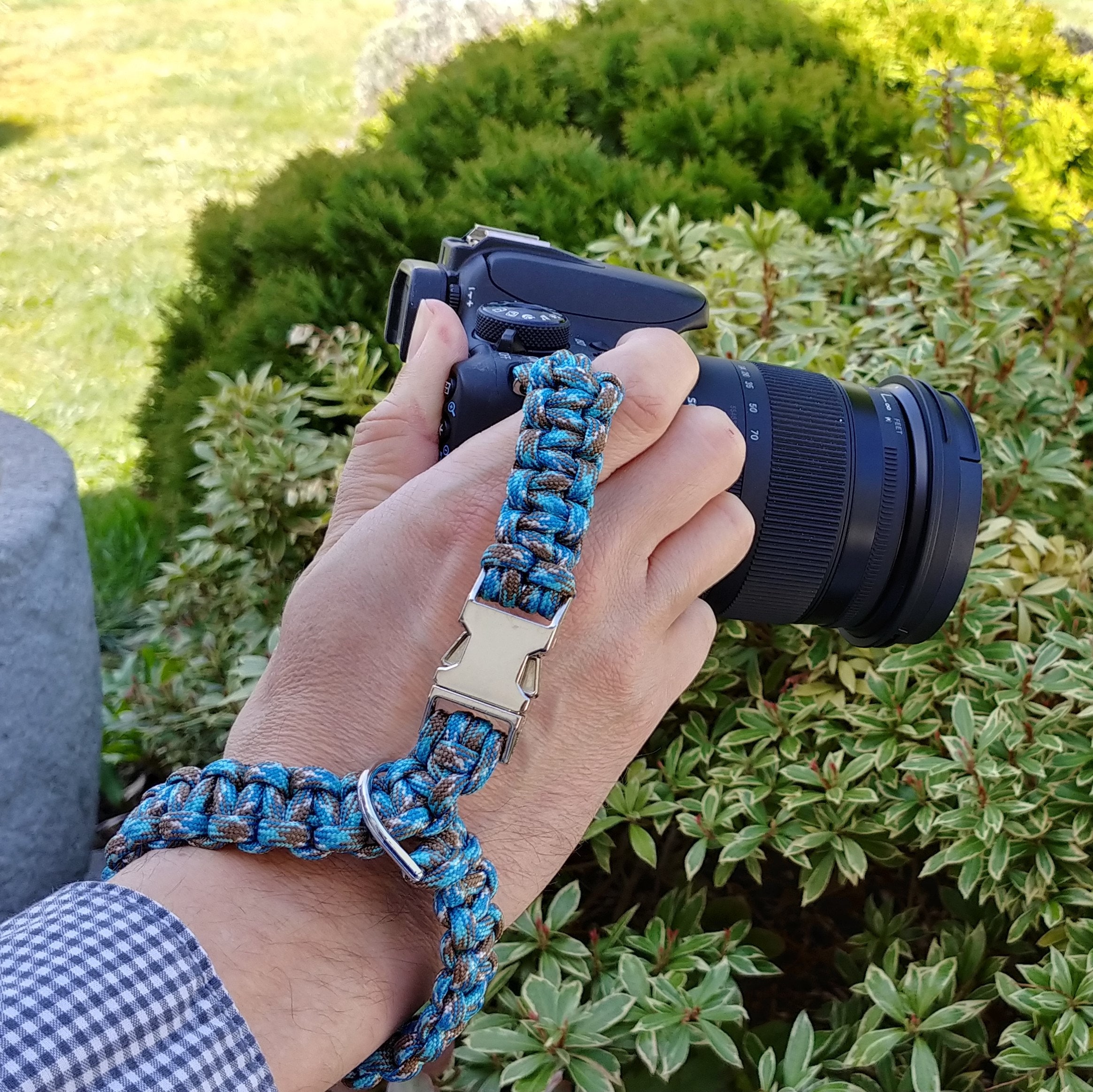6 tlg. SET Kameragurt inkl. Handschlaufe geknotet aus Parachute Cord (Fallschirmschnur) Kamera Zubehör - Farbe "Türkis" 6 tlg. SET Kameragurt inkl. Handschlaufe geknotet aus Parachute Cord (Fallschirmschnur) Kamera Zubehör - Farbe "Türkis"