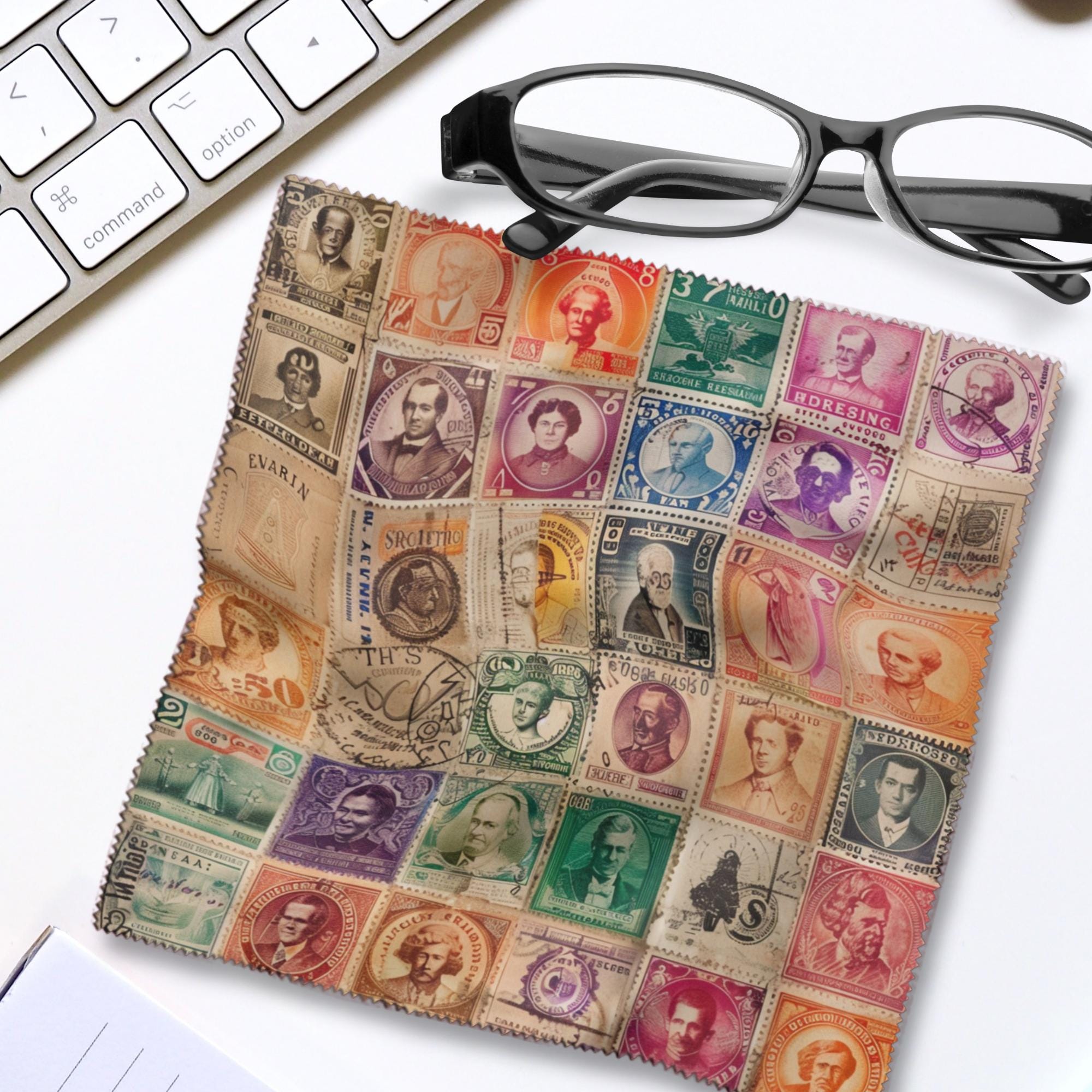 Brillenputztuch Briefmarken bedrucktes Mikrofasertuch für Sonnenbrille Display Handy Geschenk Papa Gutschein Briefmarkensammler #AL31A Brillenputztuch Briefmarken bedrucktes Mikrofasertuch für Sonnenbrille Display Handy Geschenk Papa Gutschein Briefmarkensammler #AL31A