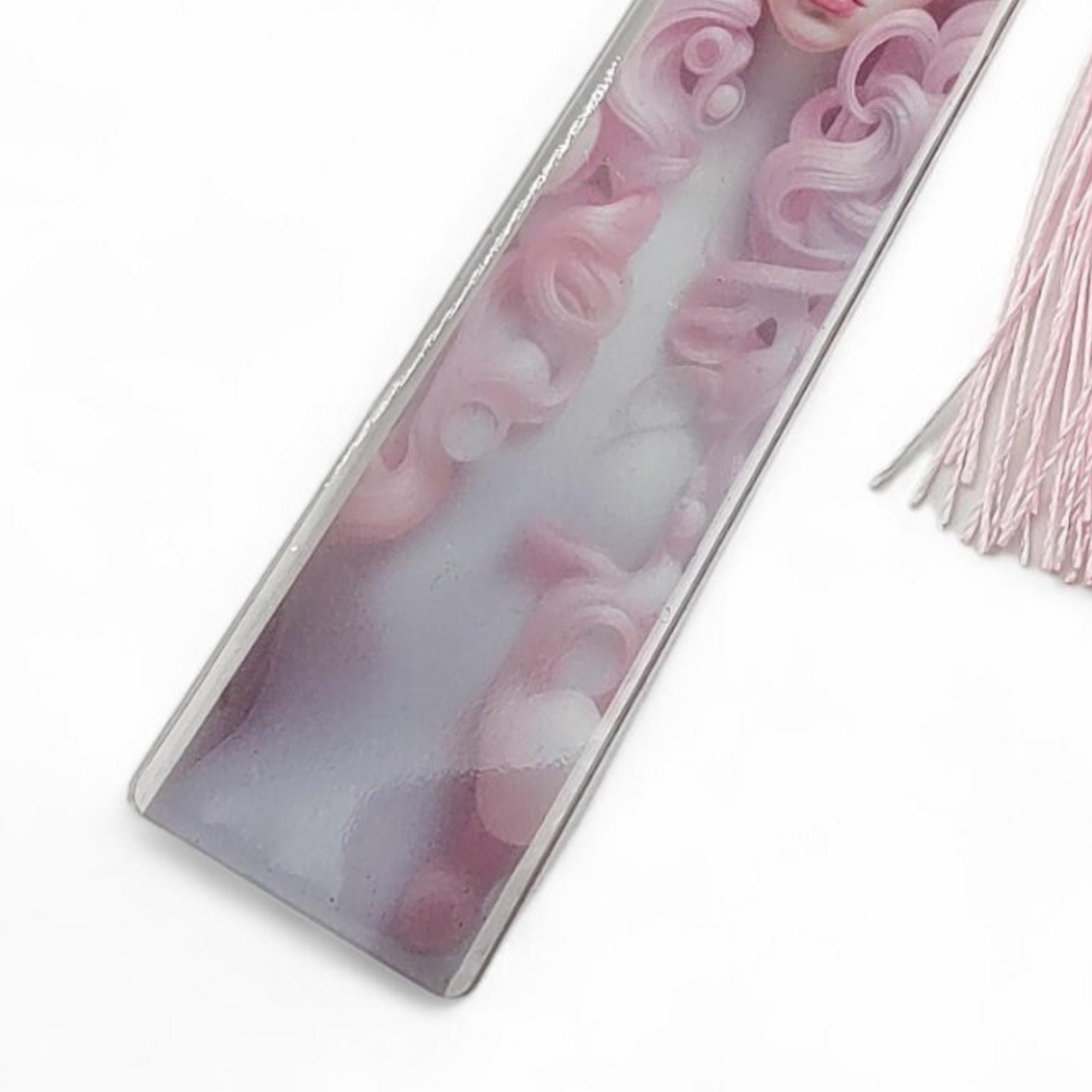 Lesezeichen aus Epoxidharz Motiv Pink Lady Geschenk Geburtstag Mitbringsel zum Buchgeschenk Geschenkidee Buchzeichen transparent #LEEPOX