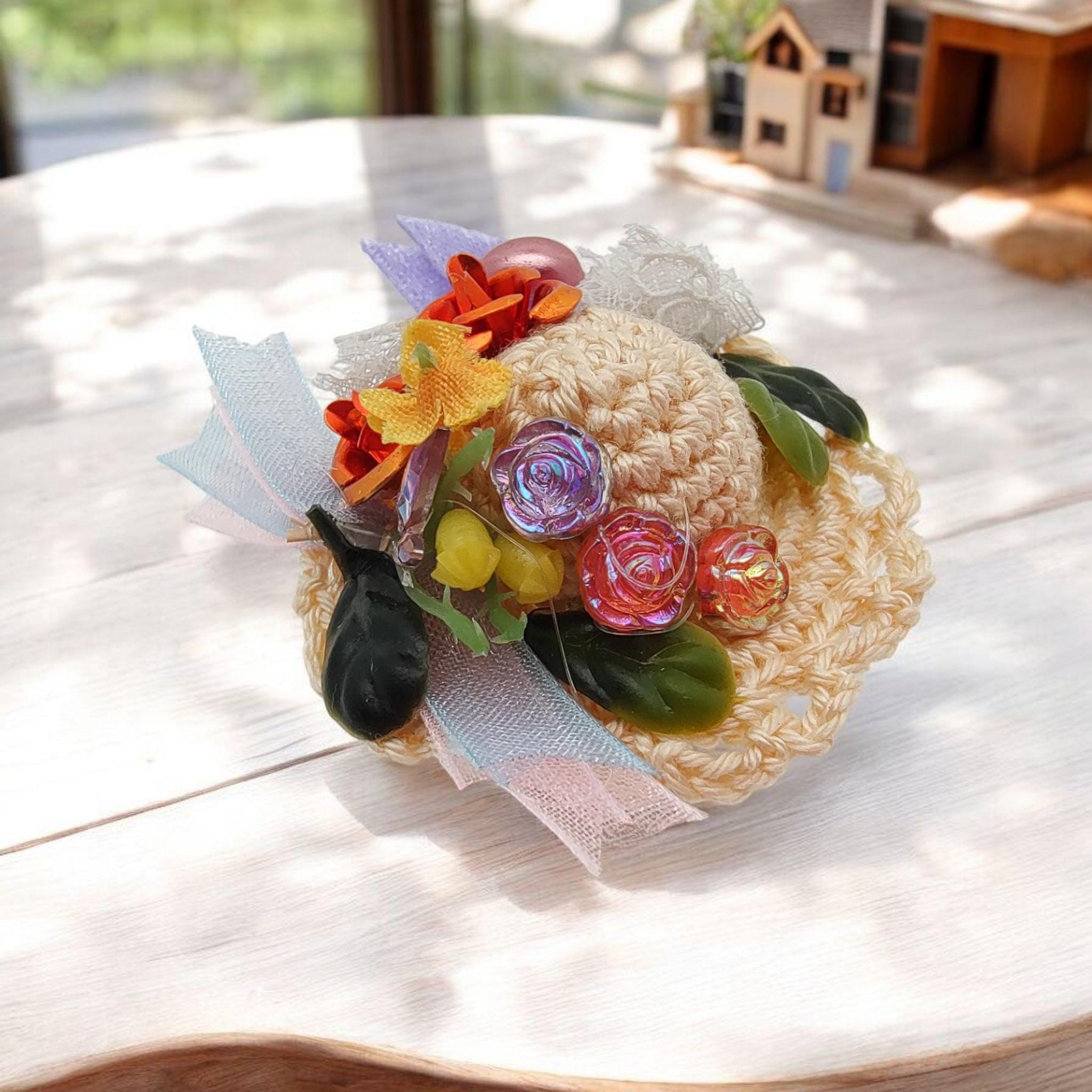 Miniatur Hut mit Blumen Schleifen Puppenhut Miniaturen Minihut handgemacht gehäkelt 4 cm für Puppenstube Puppenhaus 1:12 #1875688961 Miniatur Hut mit Blumen Schleifen Puppenhut Miniaturen Minihut handgemacht gehäkelt 4 cm für Puppenstube Puppenhaus 1:12 #1875688961