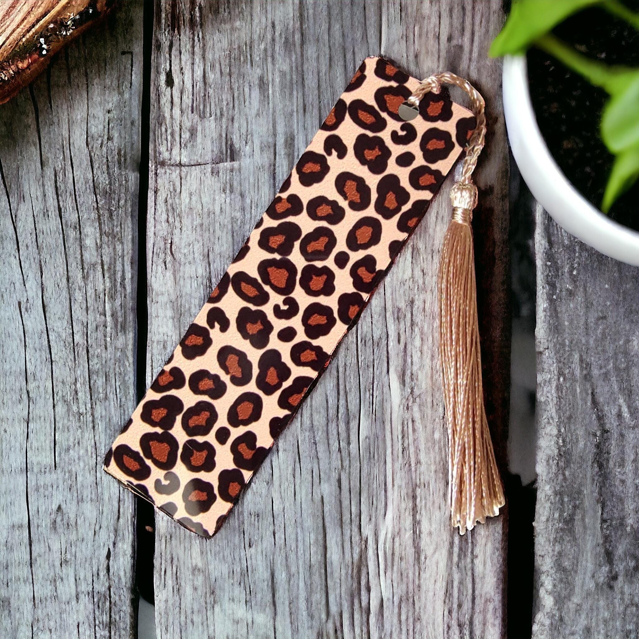 Lesezeichen aus Aluminium Geschenk zum Geburtstag, Muttertag Buchgeschenk "Motiv Animal Print Leopard" Bookmark #LEALU