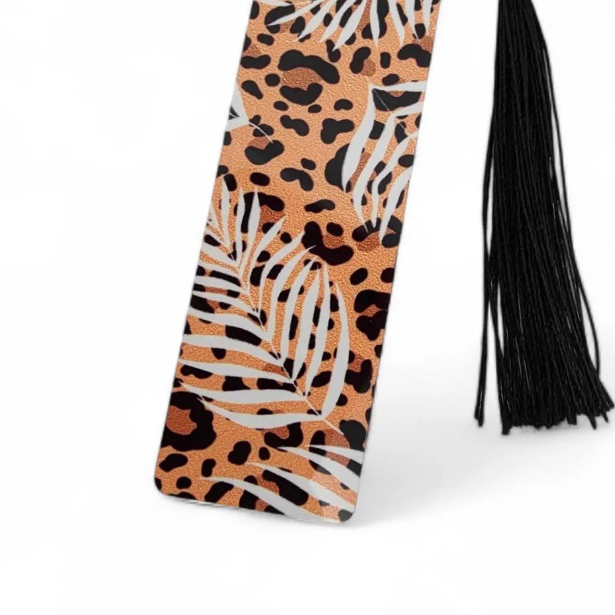 Lesezeichen aus Aluminium Animalprint Geschenk Geburtstag Mitbringsel Freundin Buchgeschenk Bookmark Leopard #LEALU Lesezeichen aus Aluminium Animalprint Geschenk Geburtstag Mitbringsel Freundin Buchgeschenk Bookmark Leopard #LEALU