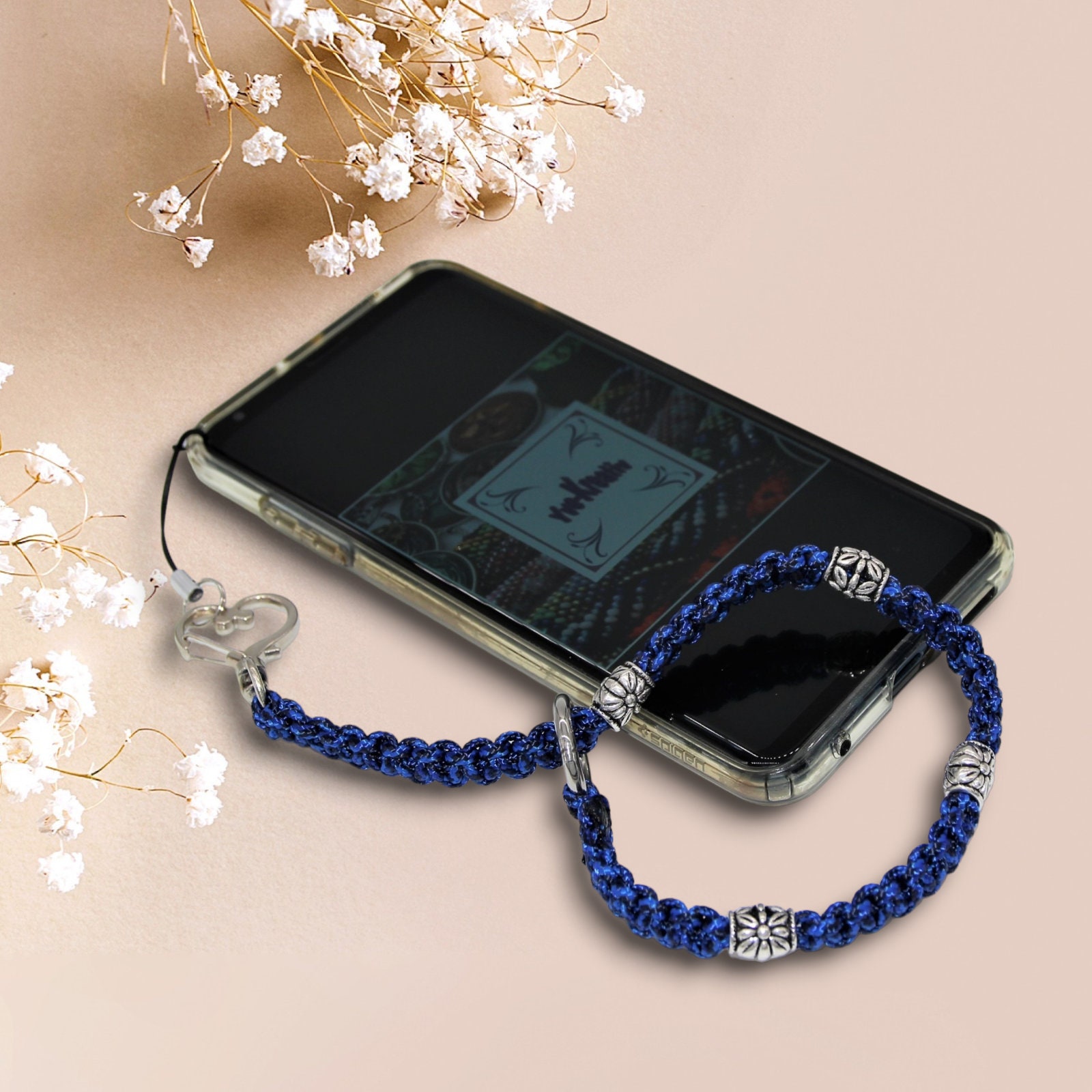 Handy-Handschlaufe / Handygurt/ Handyschmuck / Handyband geknotet aus Paracord (Fallschirmschnur)
