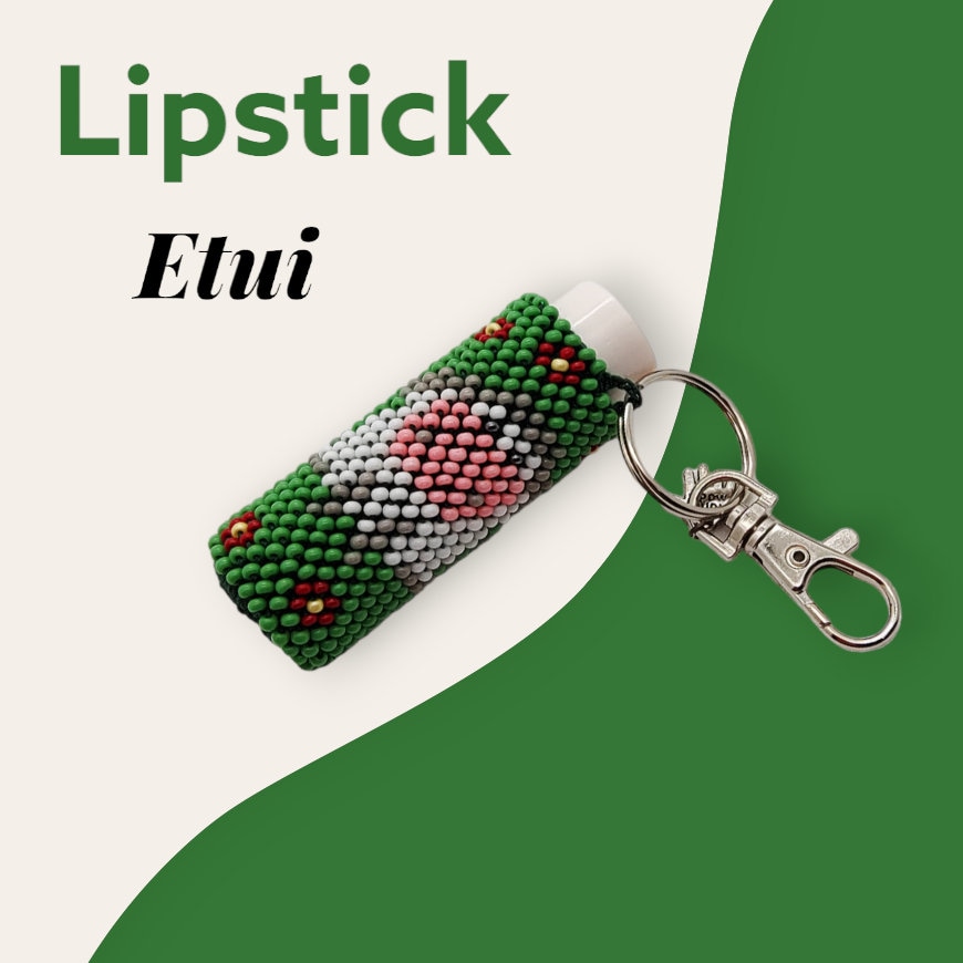 Anhänger für Lippenpflegestift - Lippenbalsam Täschchen " Schaf" aus Rocailles - Miniperlen (2,6 mm) gehäkelt / Perlenhäkeln