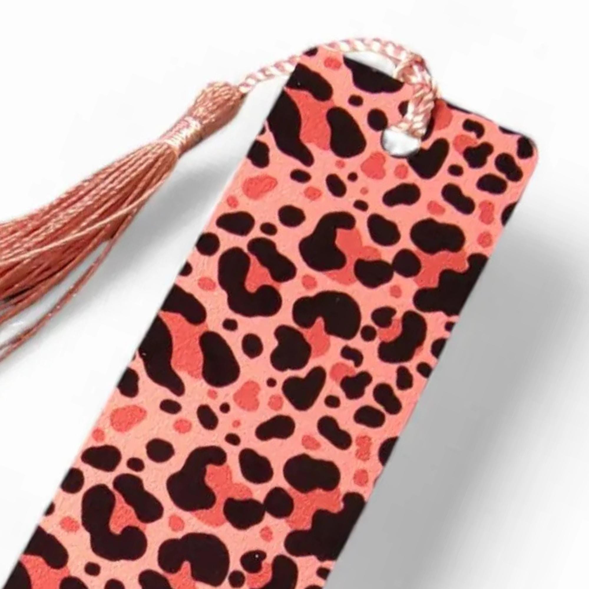 Lesezeichen aus Aluminium Animalprint Leopard Geschenk Geburtstag Mitbringsel Freundin Buchgeschenk Leseratte #LEALU Lesezeichen aus Aluminium Animalprint Leopard Geschenk Geburtstag Mitbringsel Freundin Buchgeschenk Leseratte #LEALU