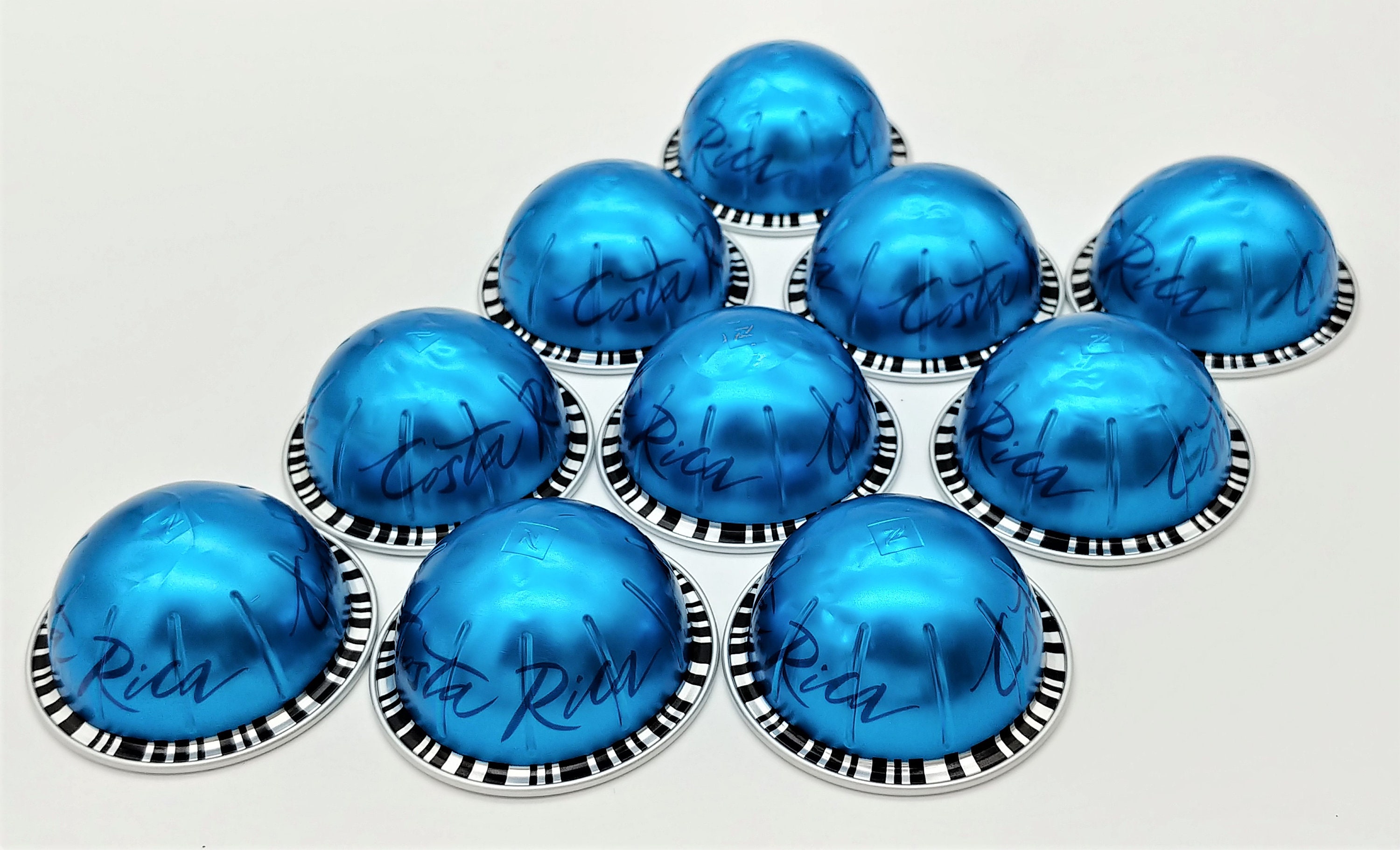 10 leere GROßE Kaffeekapseln Farbe : blau 10 leere GROßE Kaffeekapseln Farbe : blau