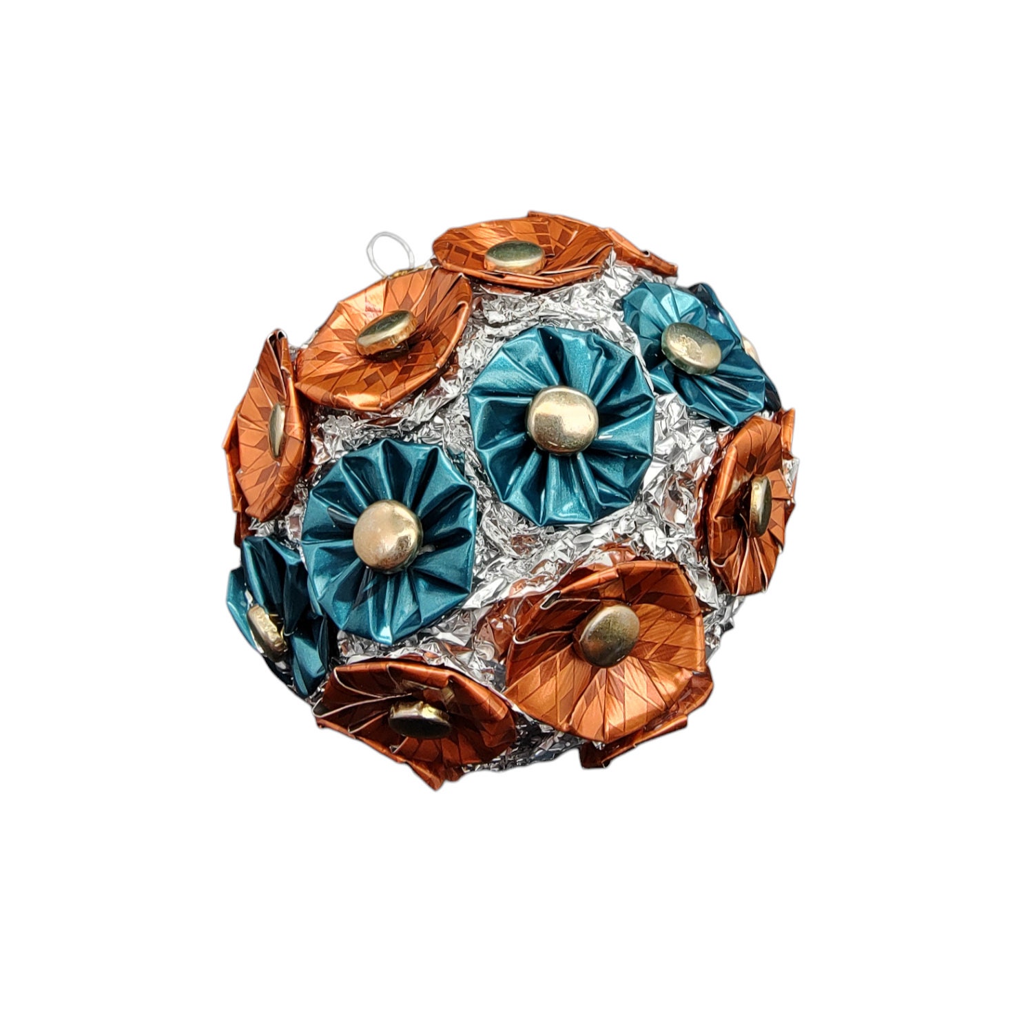 Weihnachtskugel Upcycling aus Kaffeekapseln / Dekokugel