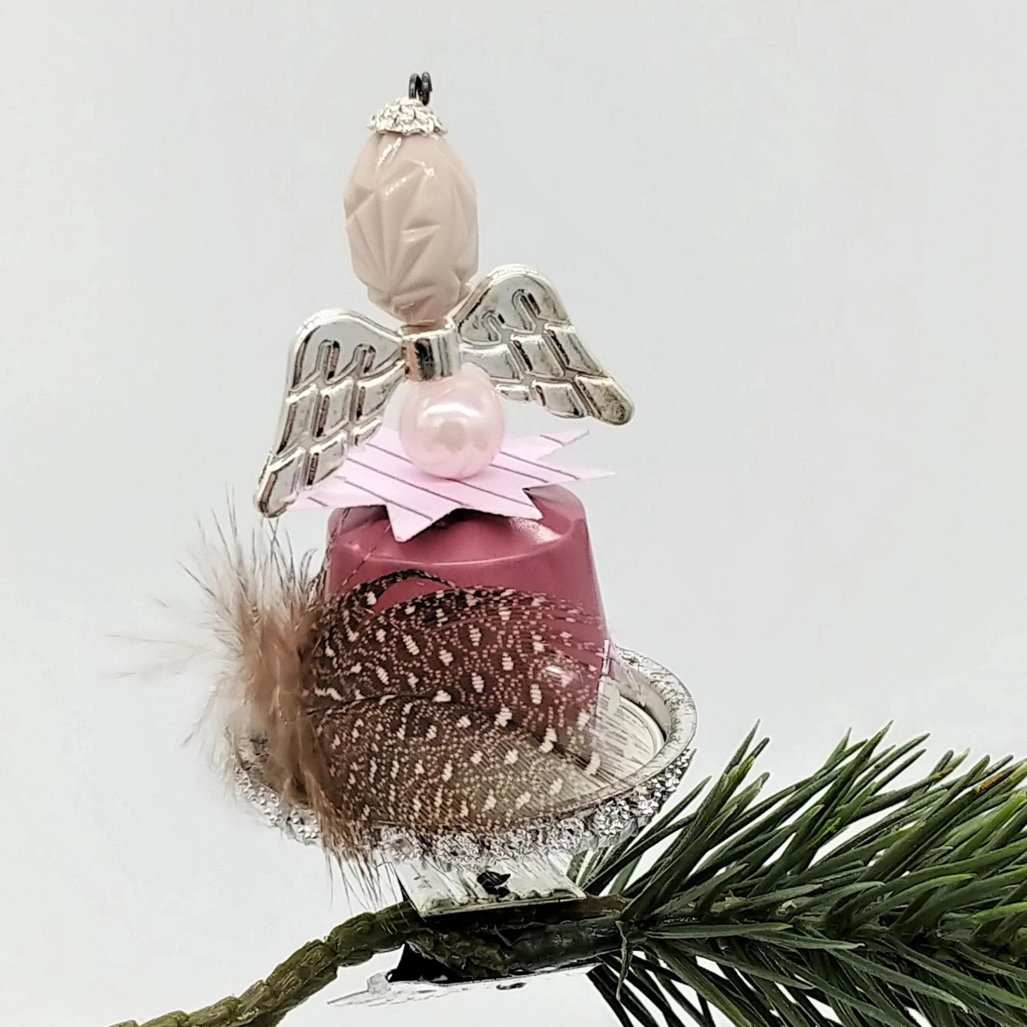 Engel aus Kaffeekapseln Christbaumkugel Upcycling Weihnachtskugel besonderer Weihnachtsdeko auf Metallklammer Christbaumclip  #1122708427