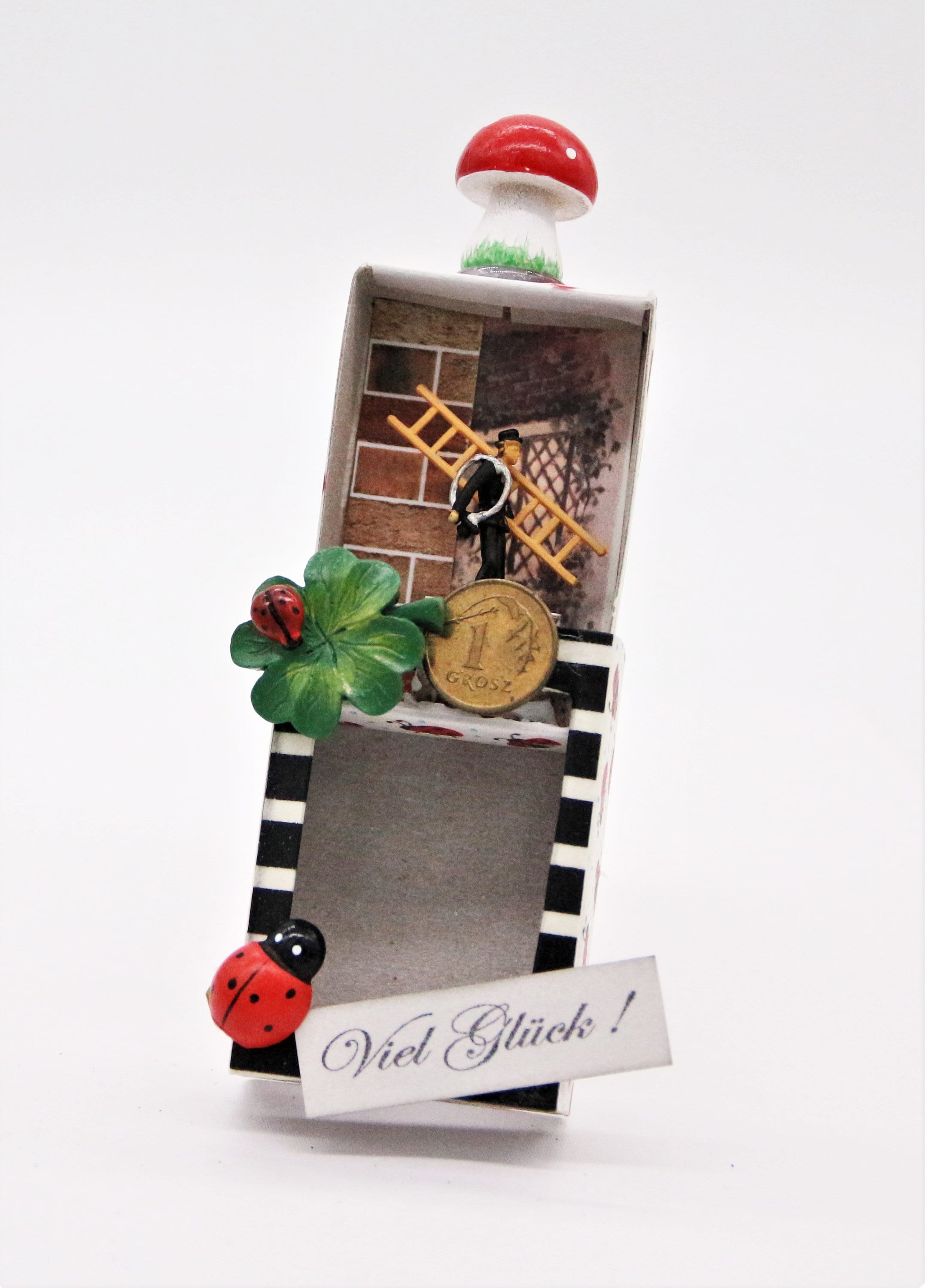 Mini Schornsteinfeger in der Streichholzschachtel Miniatur 3D Schachtel Grußschachtel Diorama Glücksbringer Mini Schornsteinfeger in der Streichholzschachtel Miniatur 3D Schachtel Grußschachtel Diorama Glücksbringer