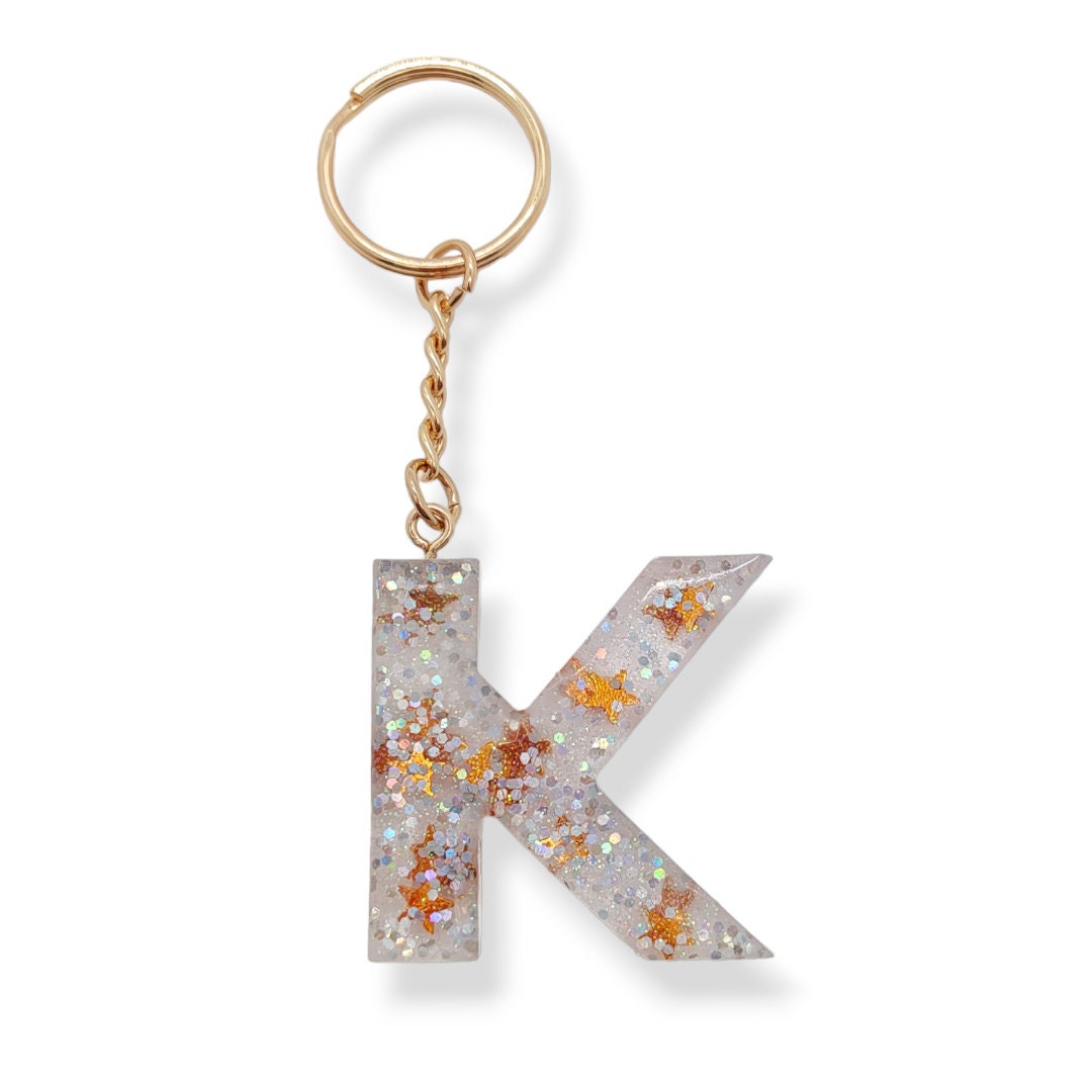 Schlüsselanhänger Buchstabe "K" aus Epoxidharz an einem Schlüsselring  #1609905207