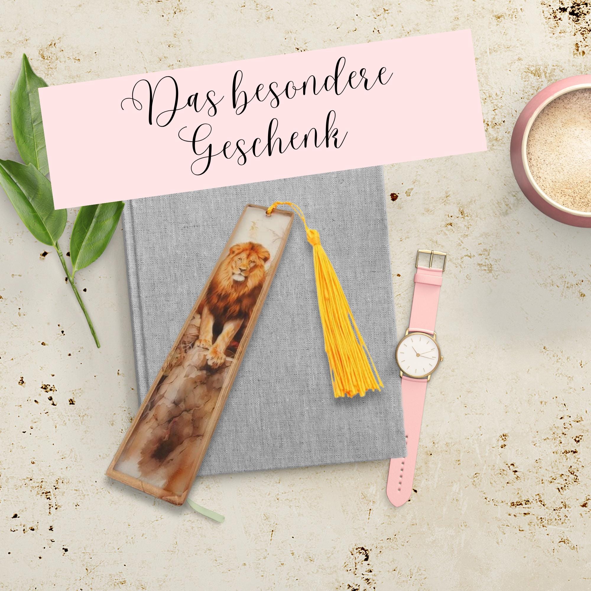 Lesezeichen aus Epoxidharz Motiv Löwe Geschenk Geburtstag Mitbringsel zum Buchgeschenk Geschenkidee Buchzeichen transparent #LEEPOX Lesezeichen aus Epoxidharz Motiv Löwe Geschenk Geburtstag Mitbringsel zum Buchgeschenk Geschenkidee Buchzeichen transparent #LEEPOX