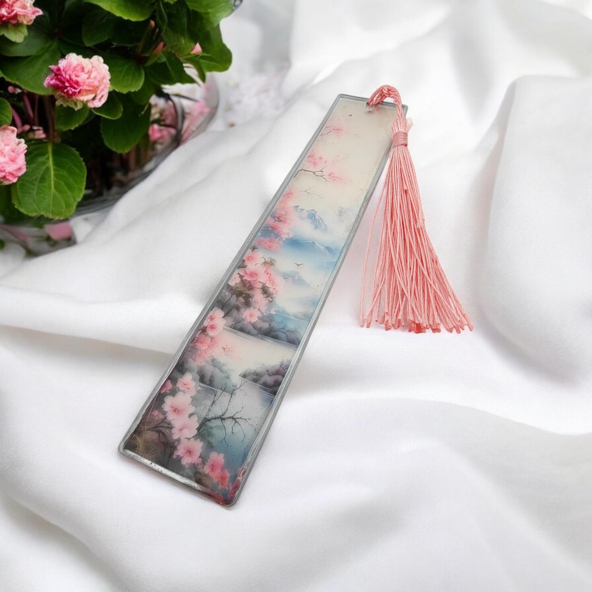Lesezeichen aus Epoxidharz durchsichtig - Motiv: Kirschblüte #LEEPOX