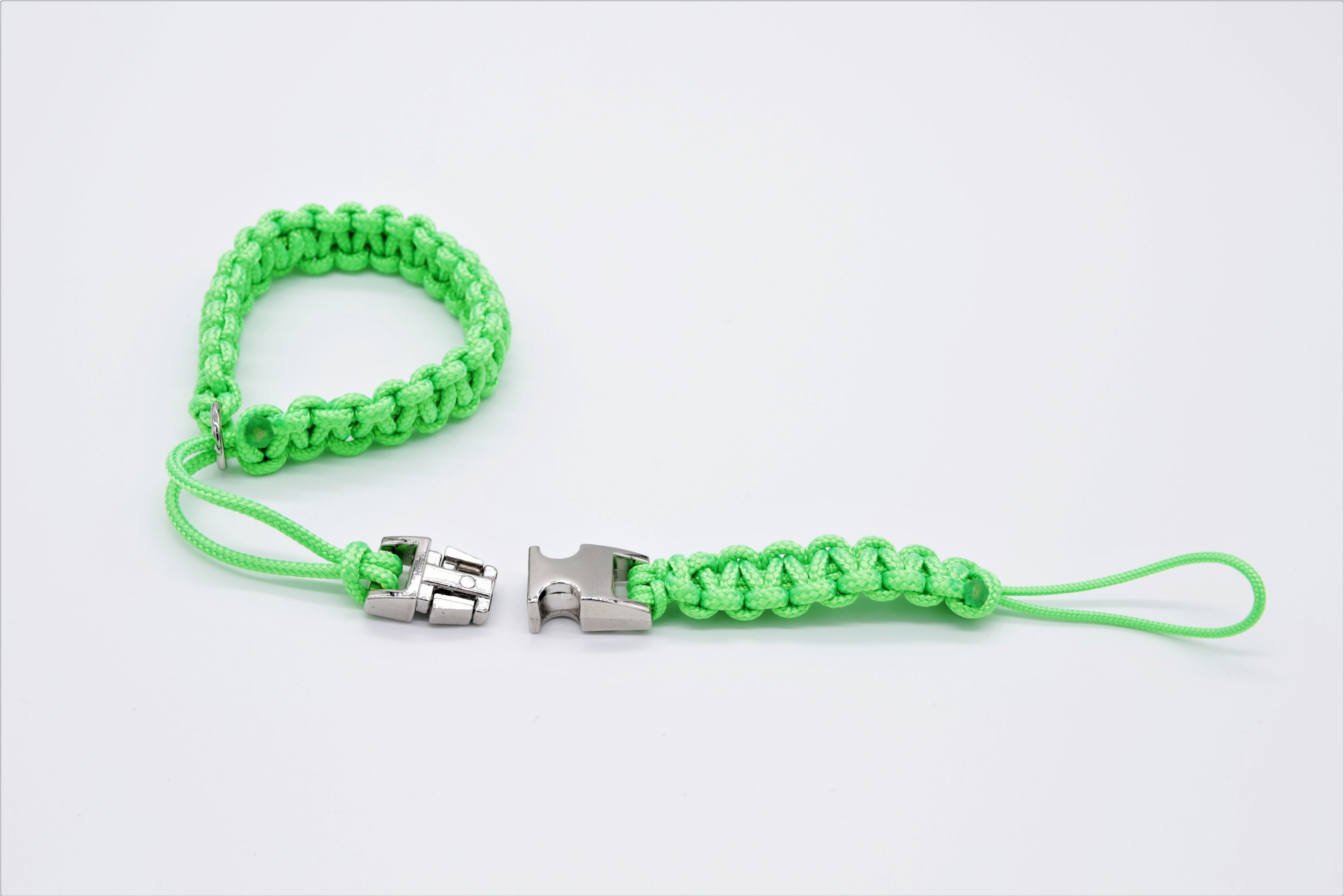 Handschlaufe für Kamera Kameragurt Kameraschlaufe geknotet aus Paracord mit Klick-Schnellverschluß / Farbe Grün  #1190836544