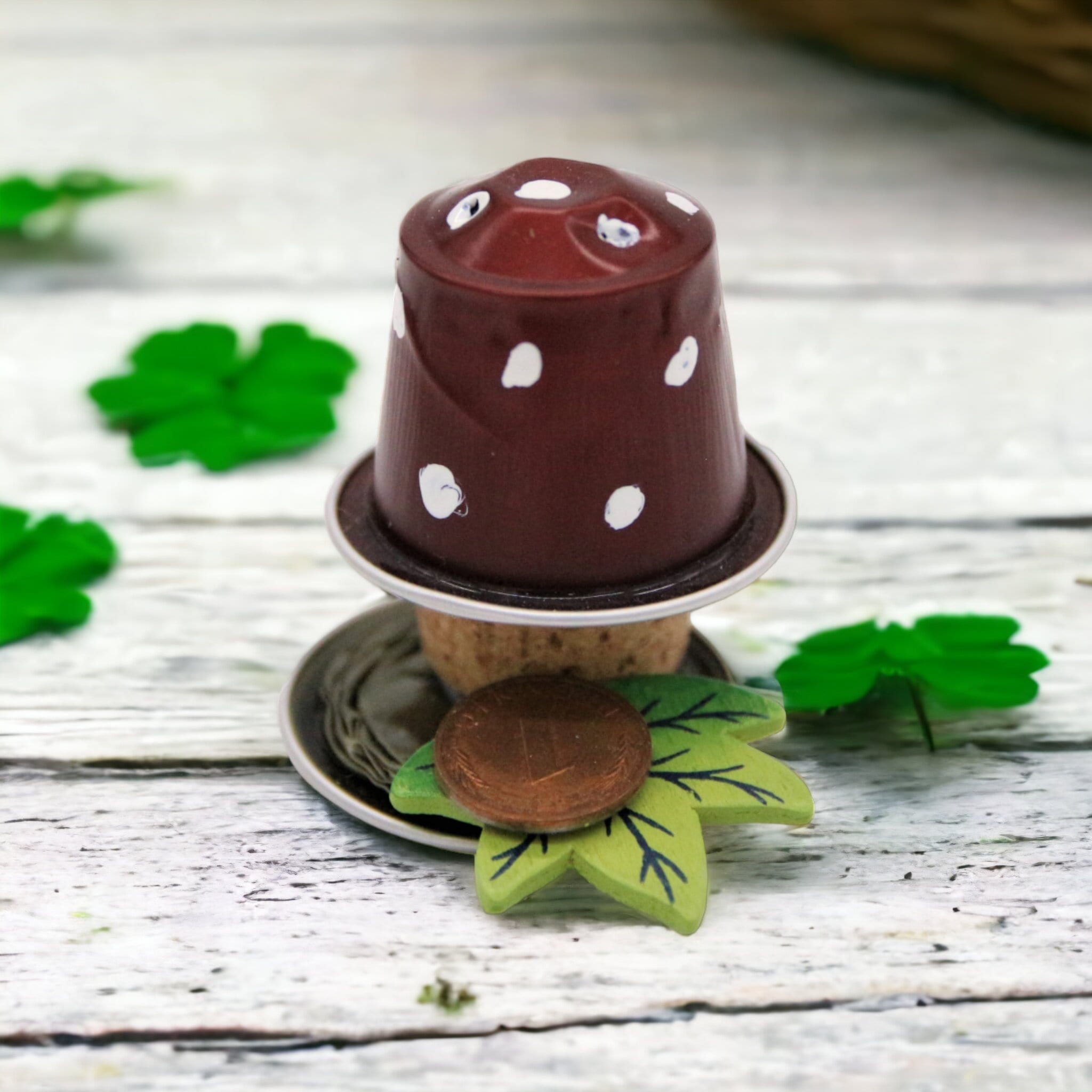 Glückspilz aus Kaffeekapsel und Weinkorken / Pilz / Fliegenpilz / Glücksbringer / Upcycling