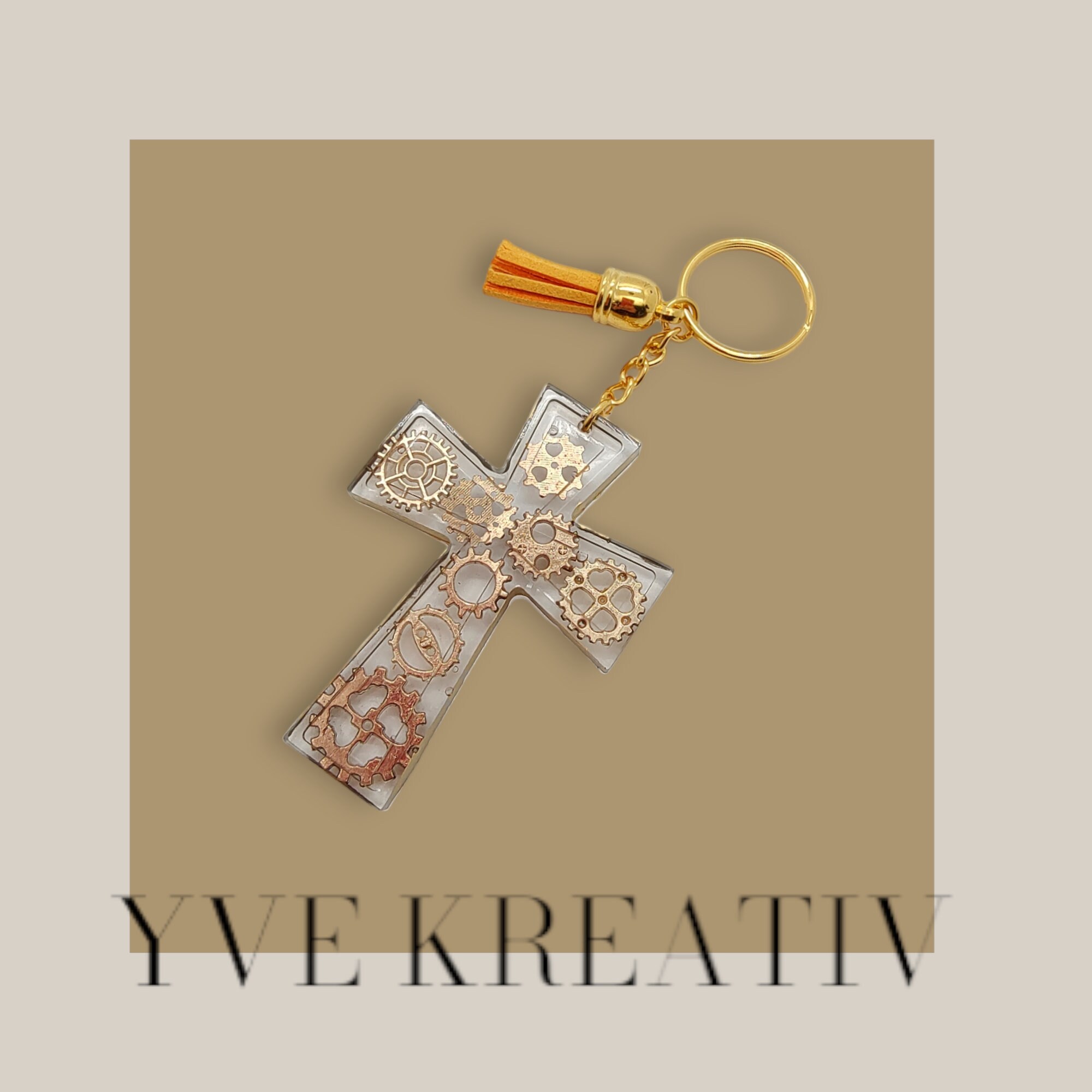 Schlüsselanhänger Kreuz aus Epoxidharz mit einer kleinen Quaste Geschenk Kommunion Konfirmation  #1673241689