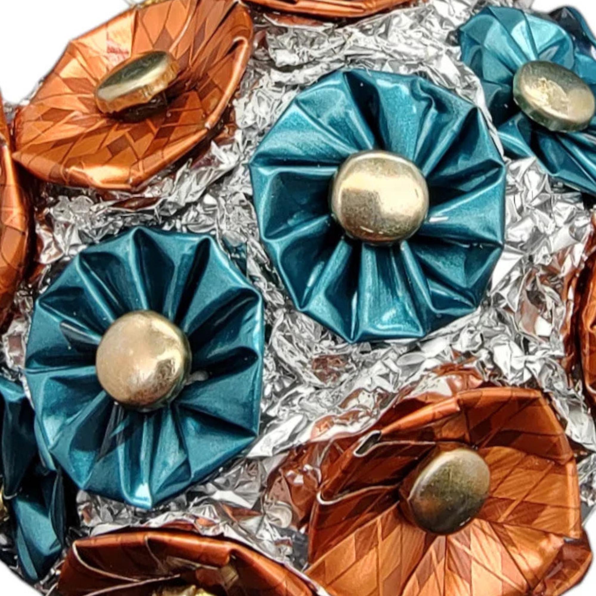 Weihnachtskugel Dekokugel aus Kaffeekapseln Christbaumkugel Weihnachtsornament Weihnachtsdeko Fensterdeko Upcycling #613960822 Weihnachtskugel Dekokugel aus Kaffeekapseln Christbaumkugel Weihnachtsornament Weihnachtsdeko Fensterdeko Upcycling #613960822