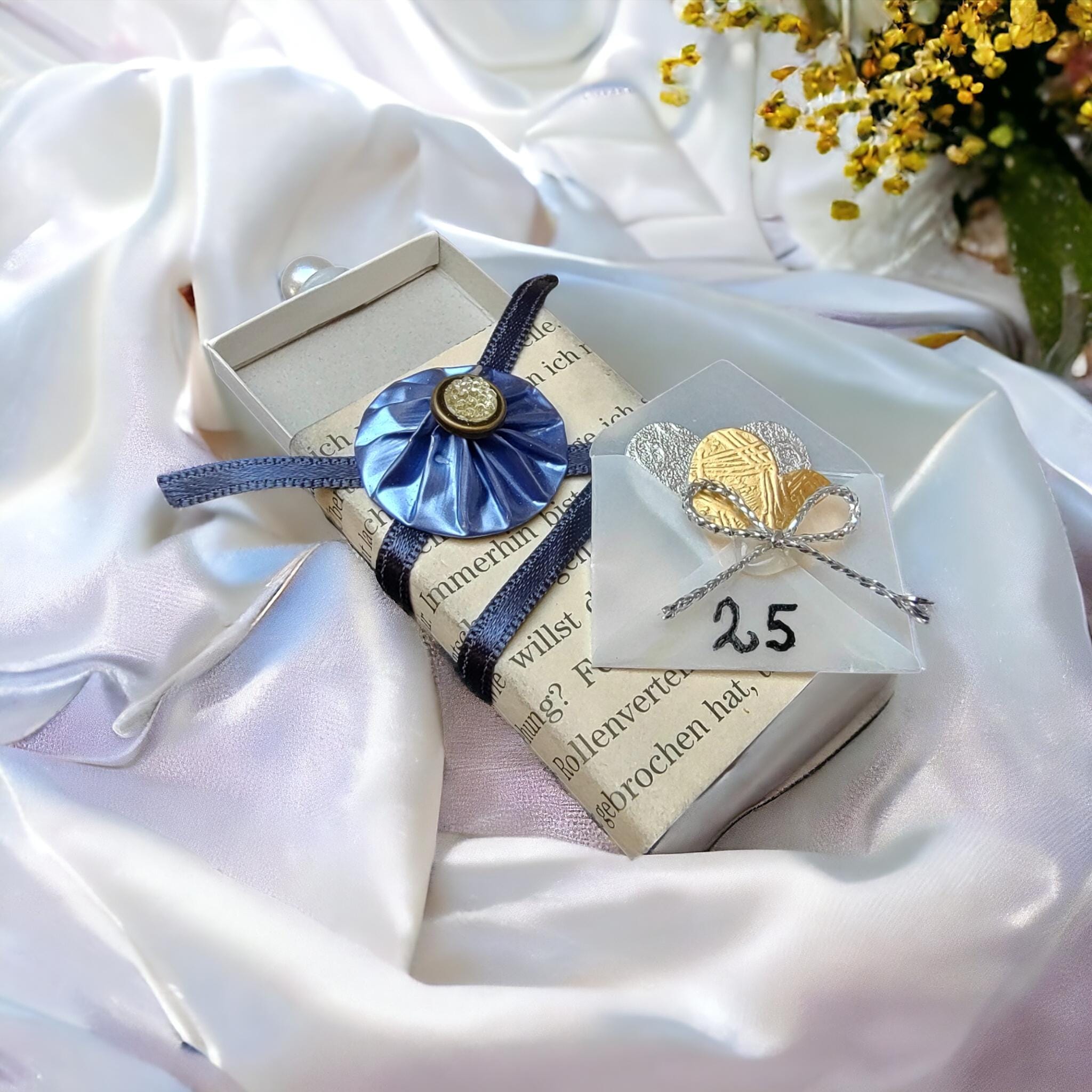 Geldgeschenk kleine Schachtel, verzierte Streichholzschachtel als originelle Geschenkverpackung für Geld, Gutscheine und mehr  #1159950691